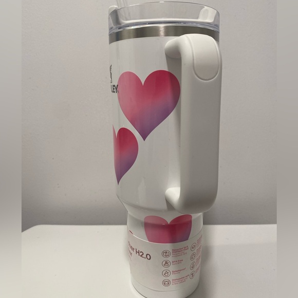 Stanley - 2026 Valentine’s Day 40oz Flowstate Tumbler (Limited) NEW + Bonus - Picture 7 of 15